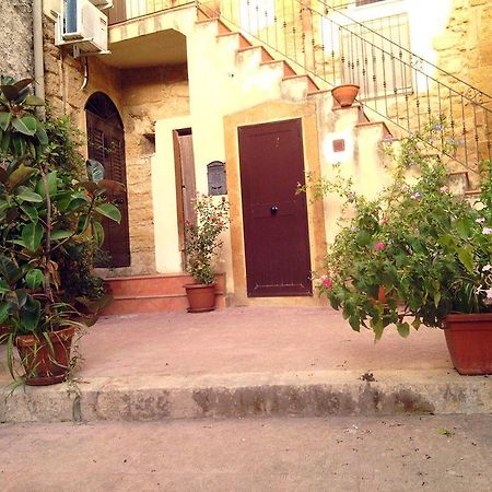 Domus Antiqua Agrigento Exterior foto