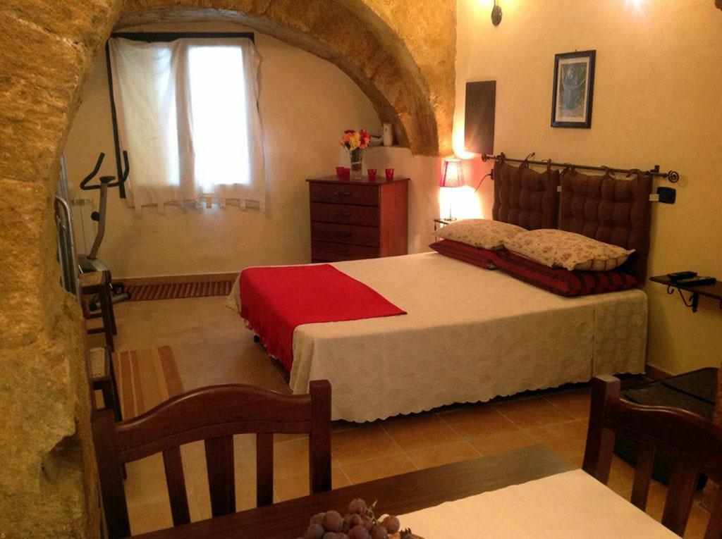 Domus Antiqua Agrigento Exterior foto