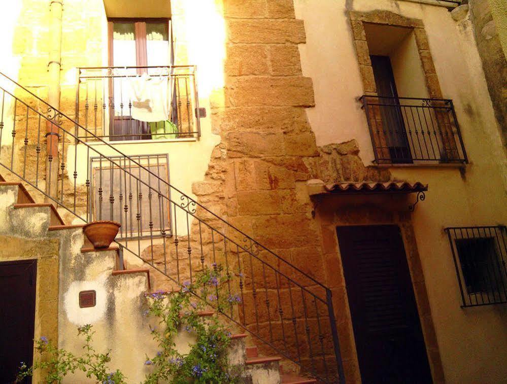 Domus Antiqua Agrigento Exterior foto