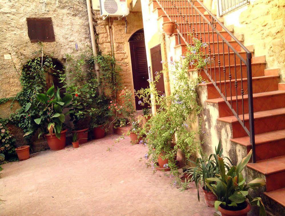 Domus Antiqua Agrigento Exterior foto